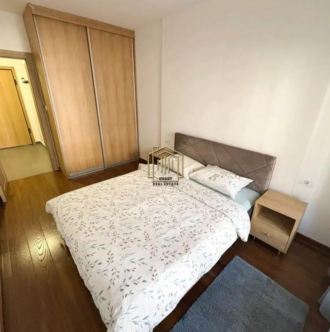 Izdavanje, jednosoban stan, 50m², Master Kvart, Podgorica