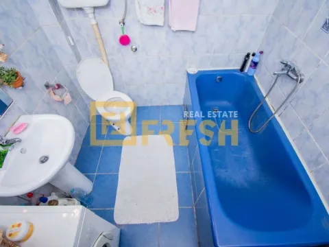 Prodaja, kuća, 300m², Donja Gorica, Podgorica - image 17