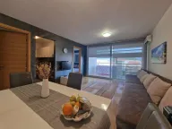 Izdavanje, jednosoban stan, 54m², Budva, Crna Gora - image 1