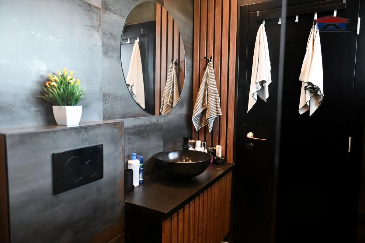 Sale, house, 360m², Petrovaradin, Novi Sad