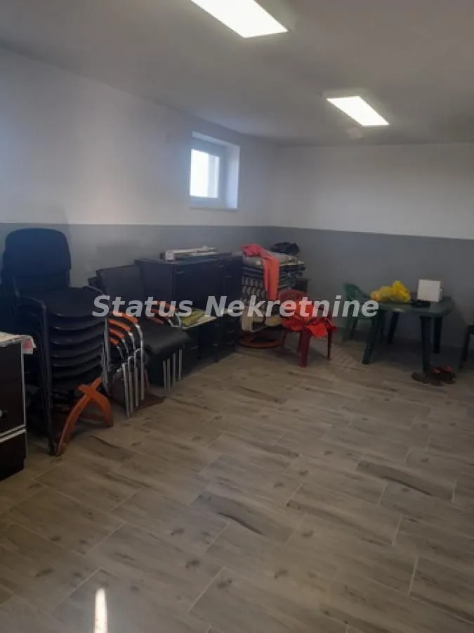 Rent, office space, 528m², Rumenka, Novi Sad Sve Podlokacije