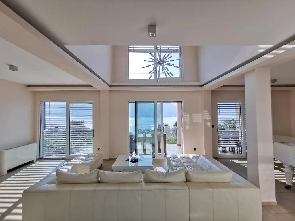 Sale, house, 267m², Dobrota, Kotor