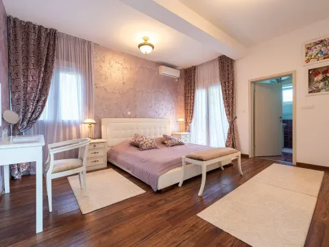 Sale, house, 357m², Žanjice, Herceg Novi - image 16