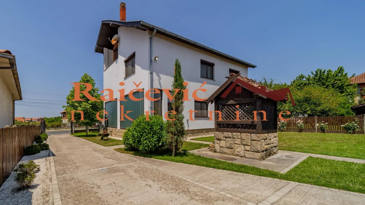 Prodaja, kuća, 469m², Mladenovac, Beograd