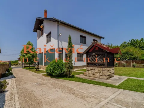 Sale, house, 469m², Mladenovac, Beograd