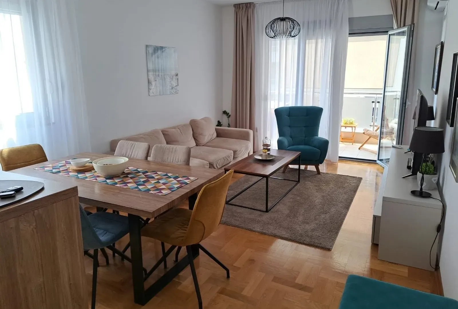 Prodaja, trosoban stan, 84m², Rozino, Budva