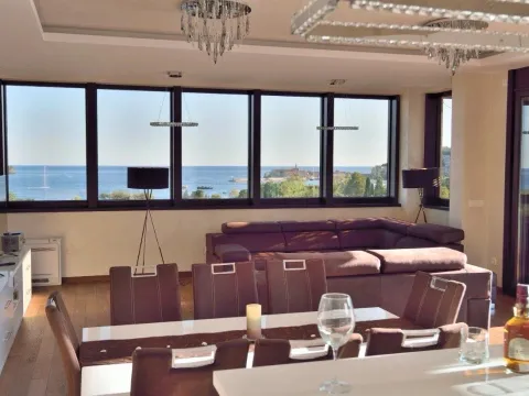 Prodaja, stan, 396m², Centar, Budva - image 2