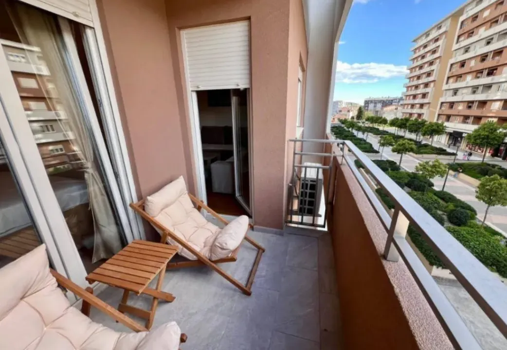 Prodaja, jednosoban stan, 53m², Central Point, Podgorica