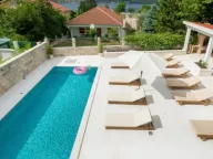 Sale, house, 350m², Stoliv, Kotor - image 2