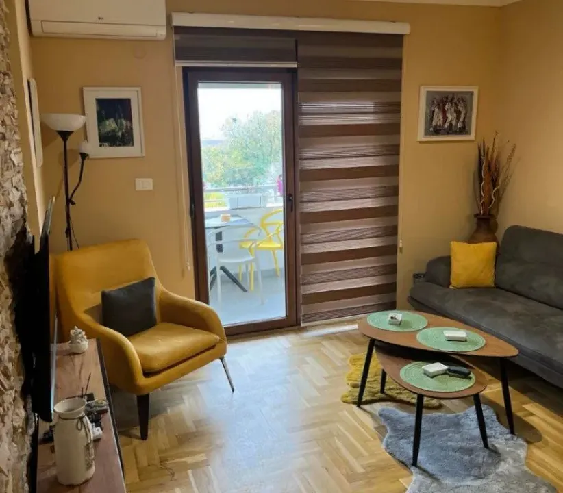 Izdavanje, dvosoban stan, 65m², City Kvart, Podgorica