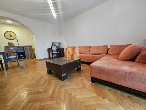Izdavanje, dvosoban stan, 54m², Centar, Novi Sad - image 2