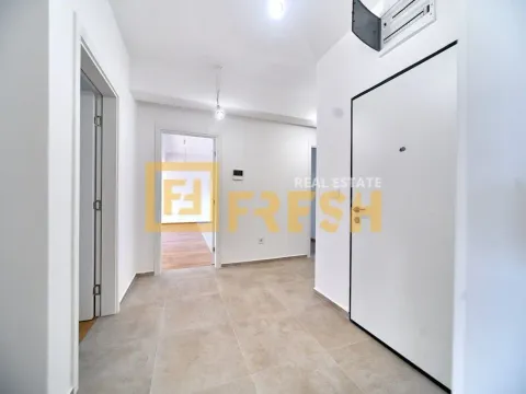 Prodaja, trosoban stan, 104m², Stari Aerodrom, Podgorica - image 19