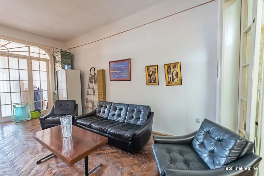 Prodaja, trosoban stan, 105m², Vračar, Šid