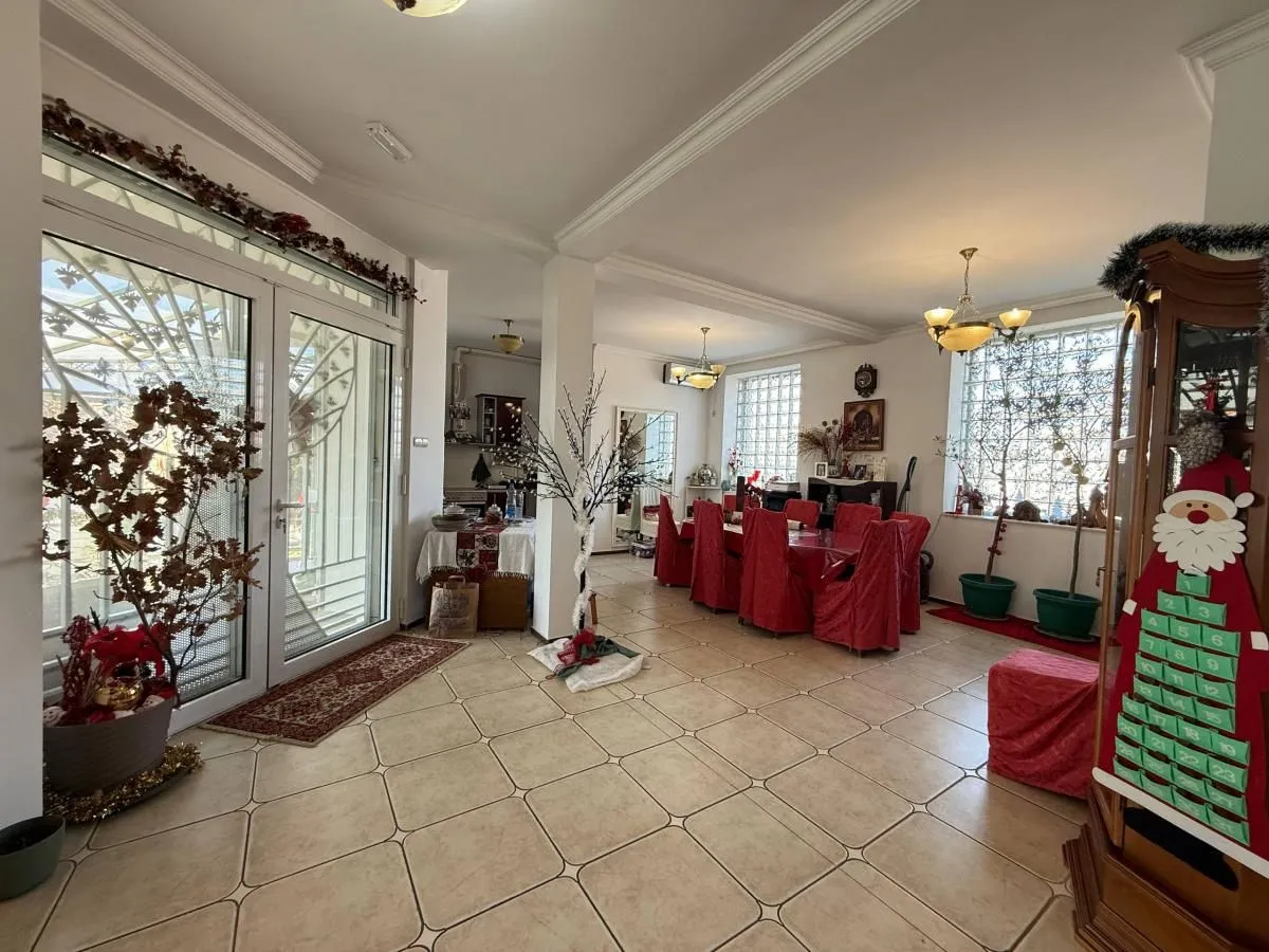 Sale, house, 473m², Veternička rampa, Novi Sad Sve Podlokacije