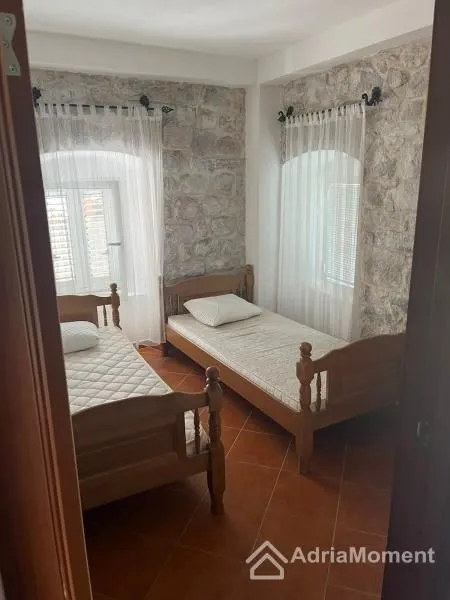 Prodaja, kuća, 220m², Risan, Kotor