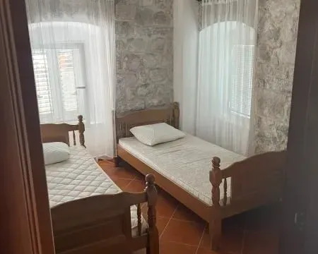 Sale, house, 220m², Risan, Kotor - image 5