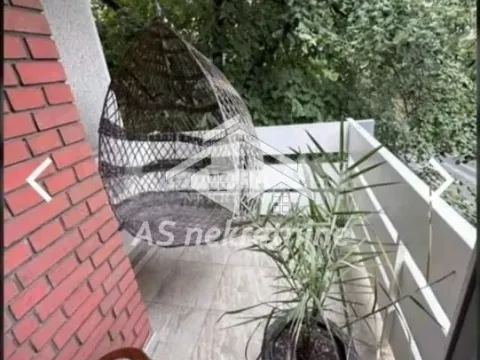 Izdavanje, trosoban stan, 85m², Slavija, Vračar Sve Podlokacije - image 15