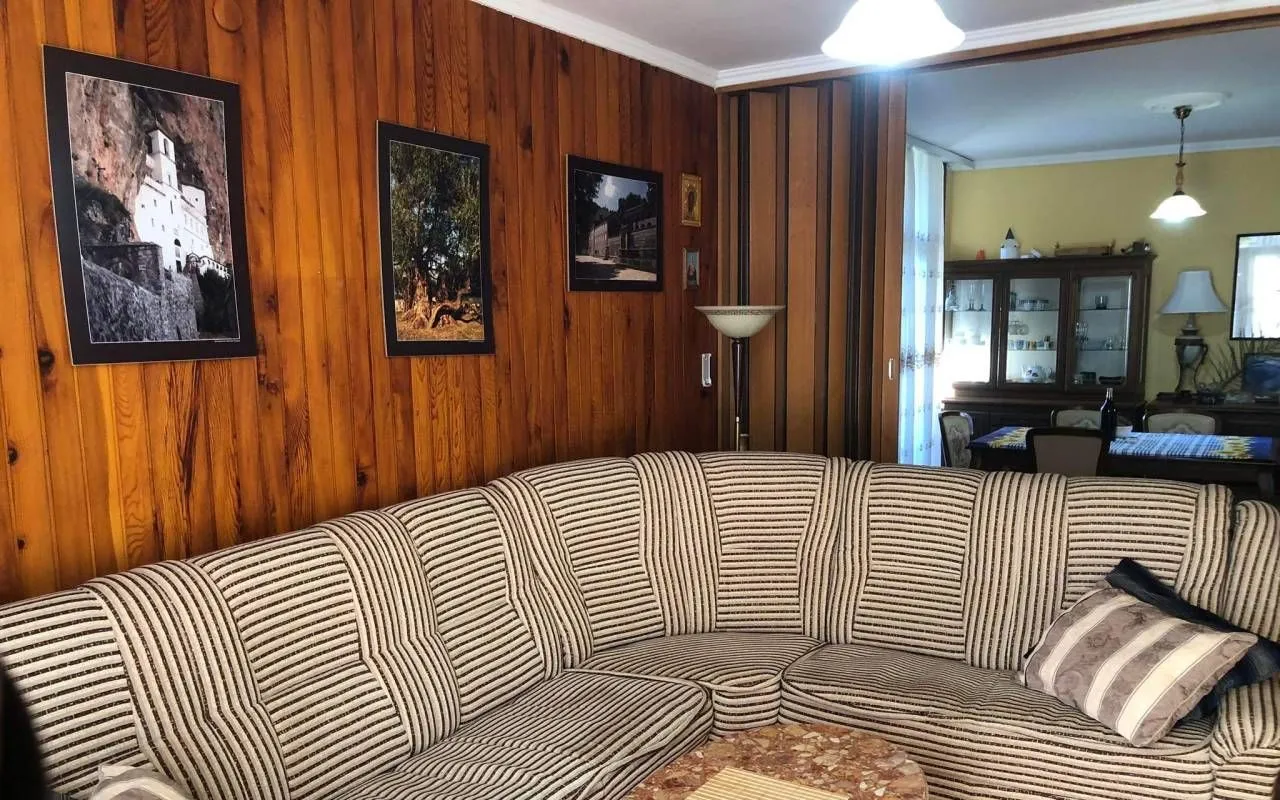 Sale, house, 300m², Šušanj, Bar