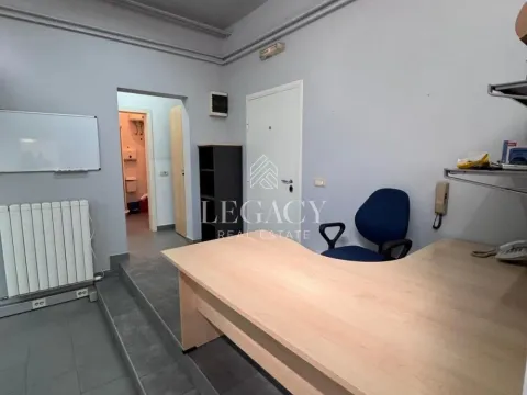 Rent, office space, 64m², Južni Bulevar, Vračar Sve Podlokacije - image 3