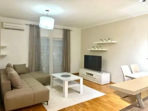 Izdavanje, jednosoban stan, 55m², City Kvart, Podgorica - image 6