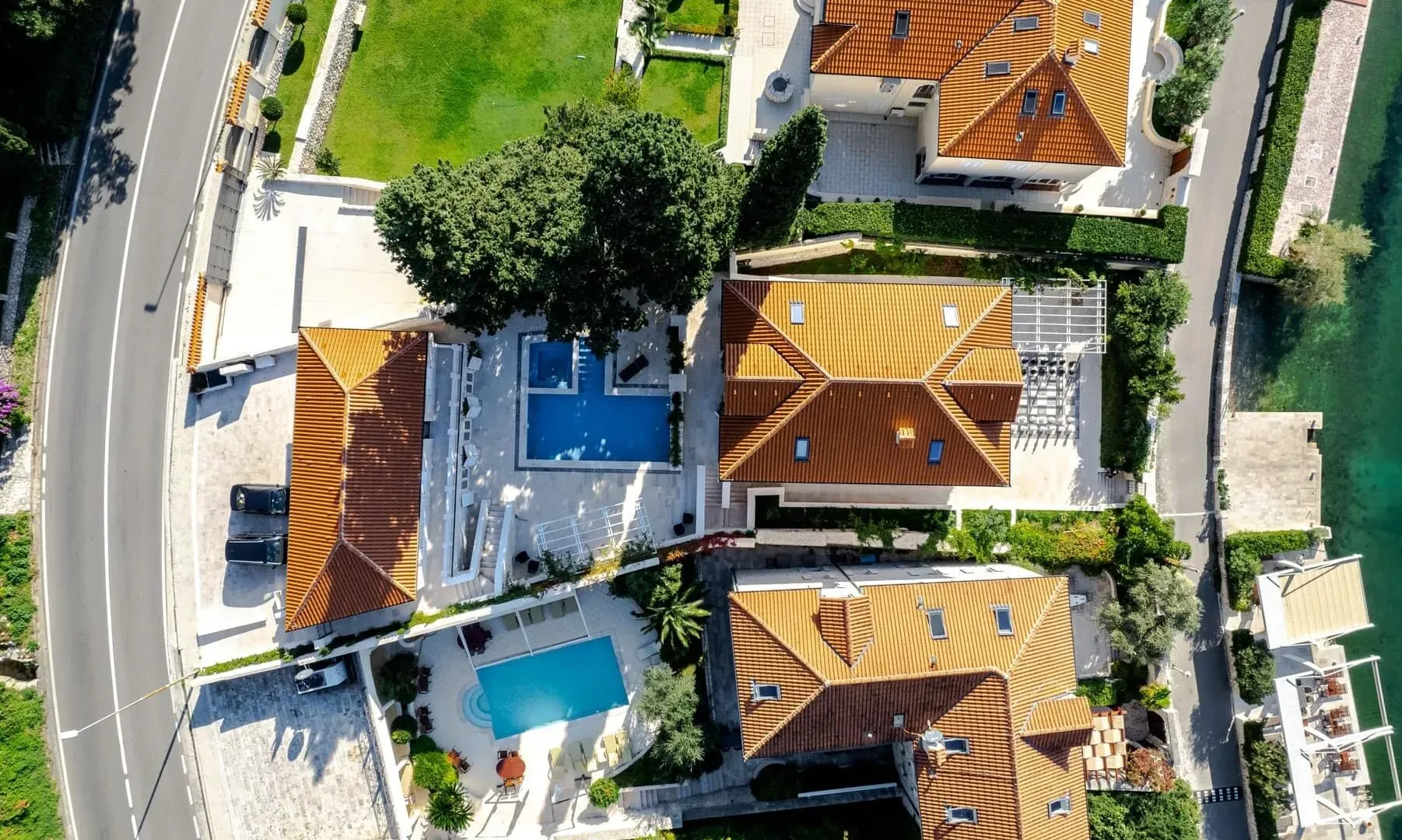 Rent, house, 491m², Ljuta, Kotor