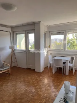Sale, two bedroom apartment, 64m², Novi Beograd Blok 37, Novi Beograd Sve Podlokacije - image 2