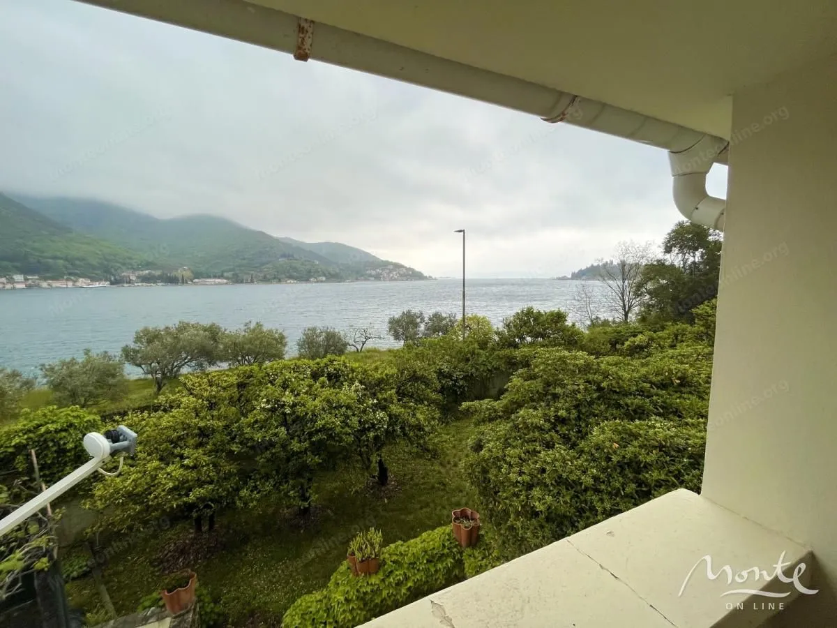 Prodaja, kuća, 205m², Đurići, Herceg Novi