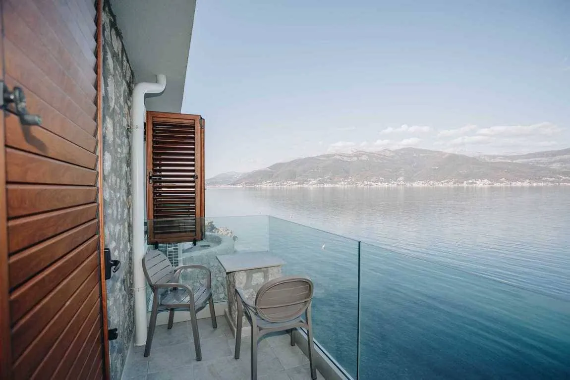 Prodaja, kuća, 300m², Krašići, Tivat