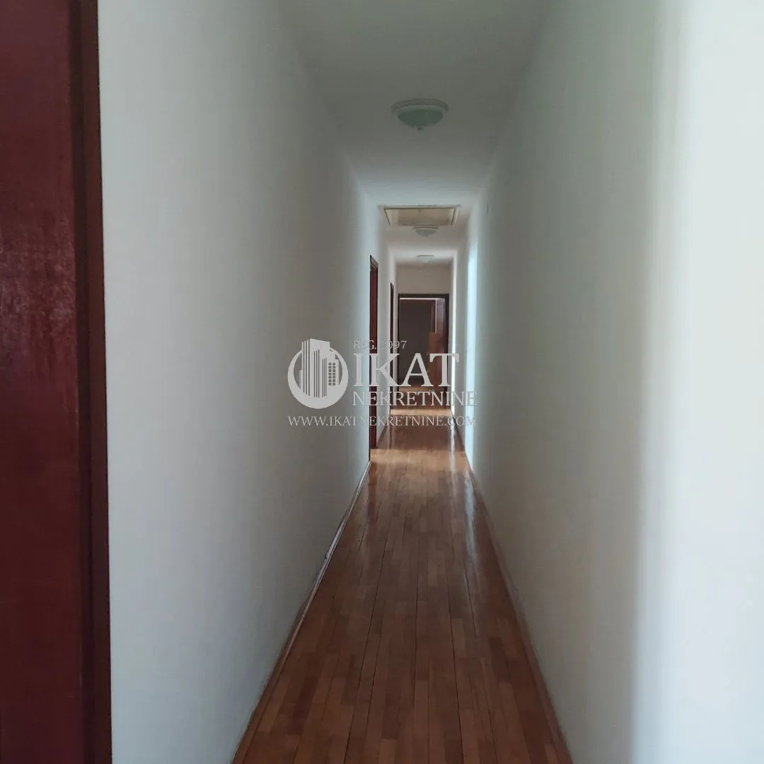 Prodaja, kuća, 596m², Gradska Bolnica, Zvezdara Sve Podlokacije