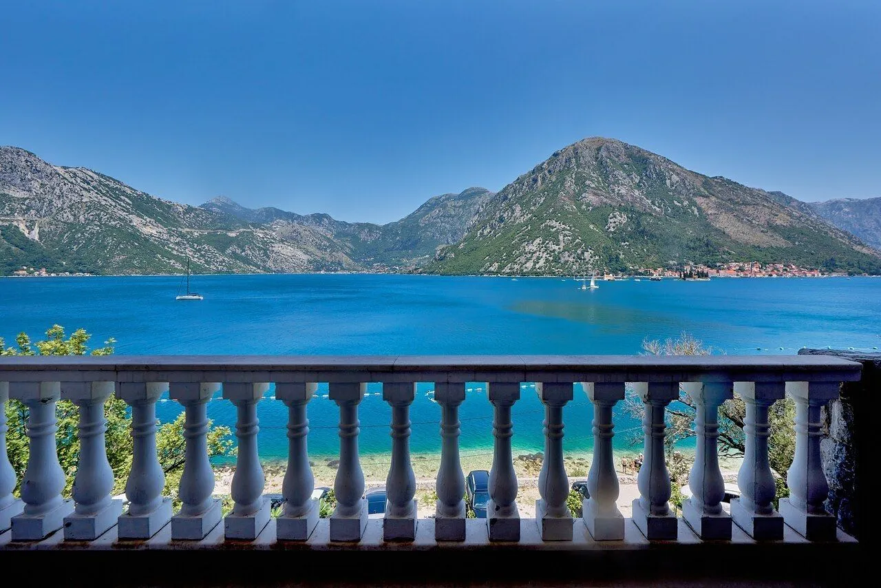 Sale, house, 235m², Kostanjica, Kotor
