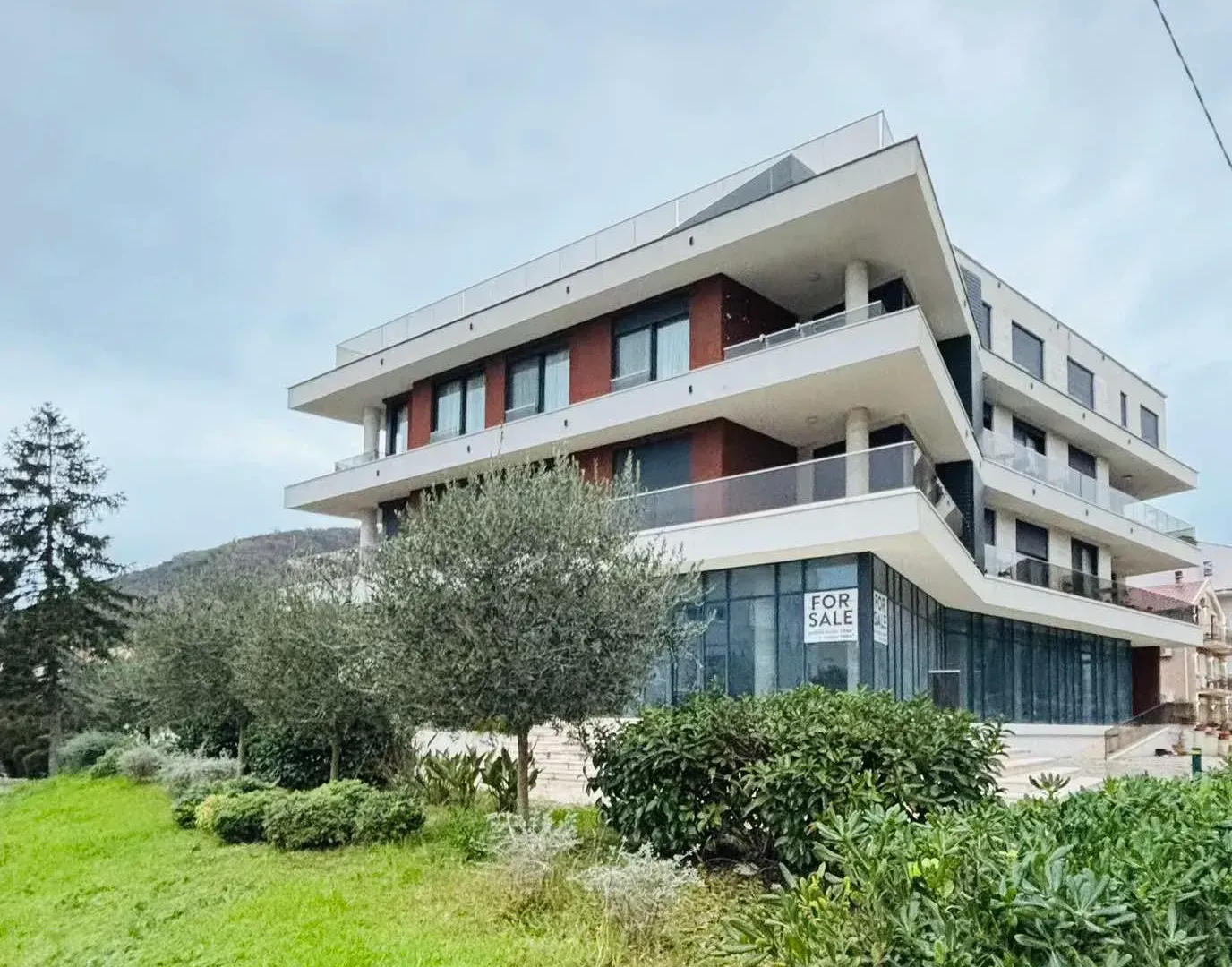Izdavanje, stan, 68m², Tivat, Crna Gora