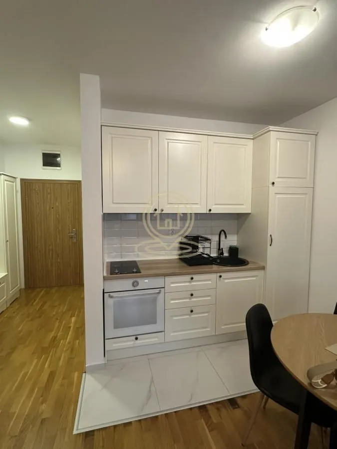 Izdavanje, jednosoban stan, 40m², Grbavica, Novi Sad Sve Podlokacije