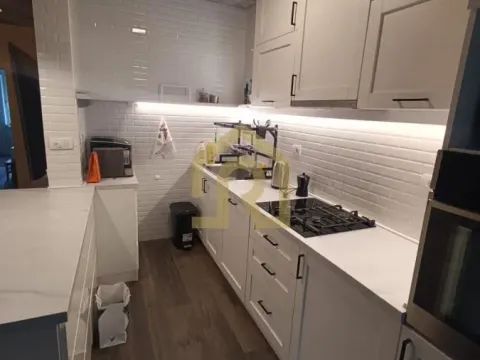 Izdavanje, četvorosoban stan, 100m², Autokomanda, Voždovac Sve Podlokacije - image 6