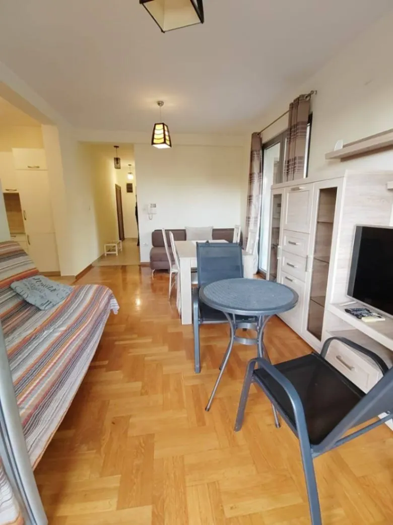 Sale, one bedroom apartment, 63m², Petrovac, Budva