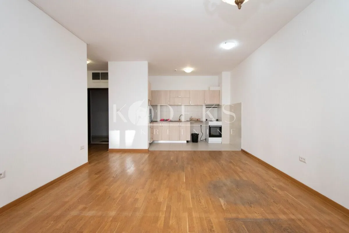 Rent, office space, 63m², City Kvart, Podgorica