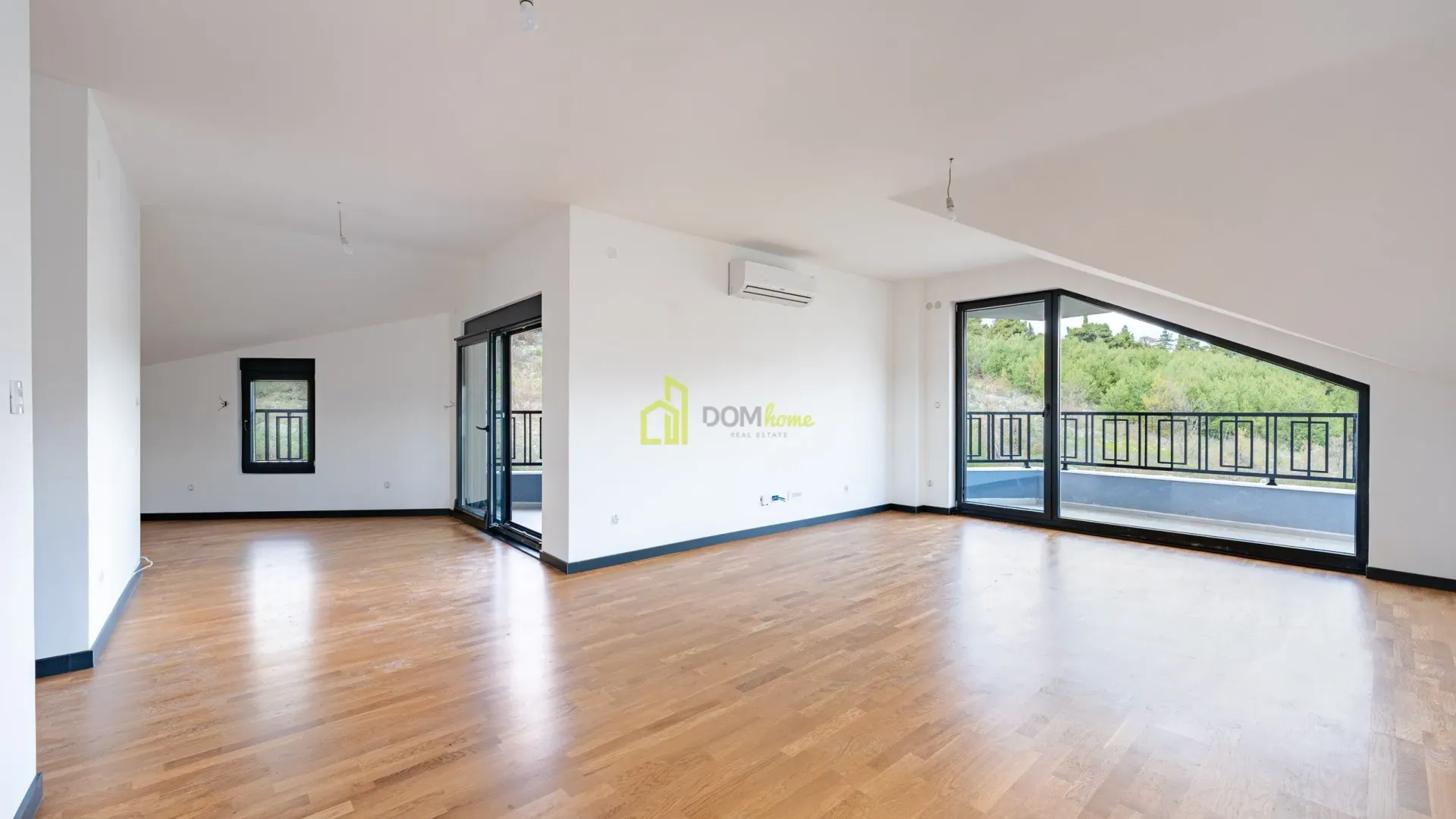 Prodaja, trosoban stan, 122m², Gorica C, Podgorica