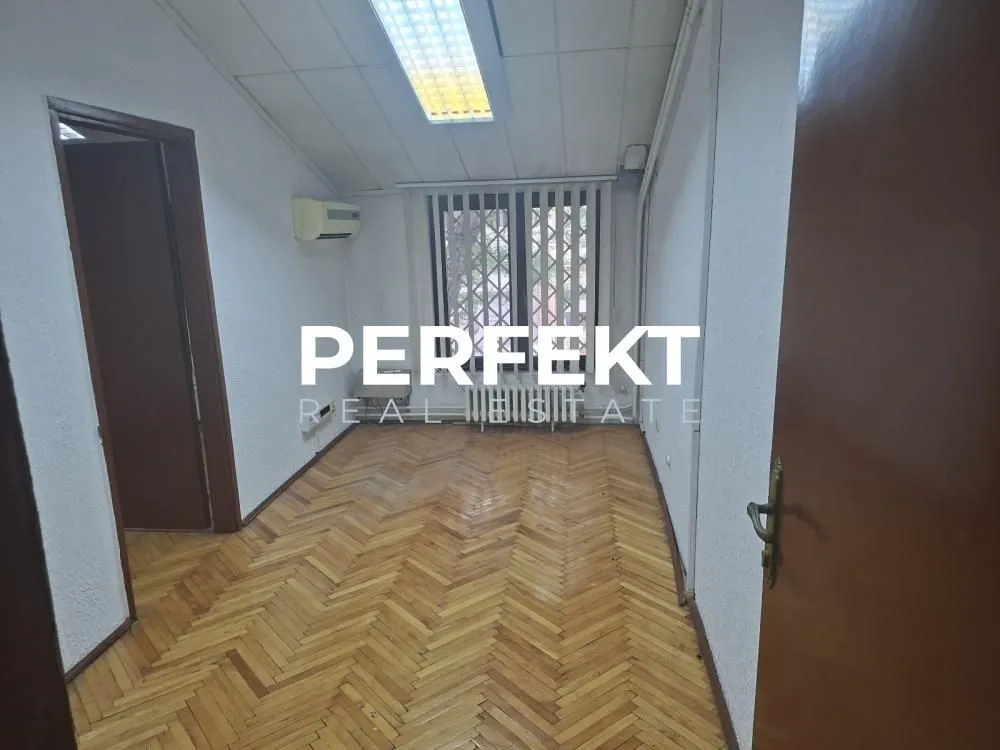 Rent, office space, 188m², Centar, Pančevo