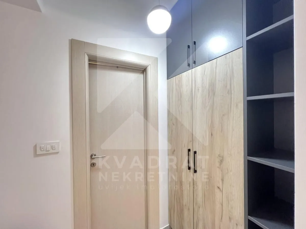 Izdavanje, dvosoban stan, 59m², Stara Varoš, Podgorica