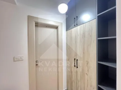 Izdavanje, dvosoban stan, 59m², Stara Varoš, Podgorica - image 12