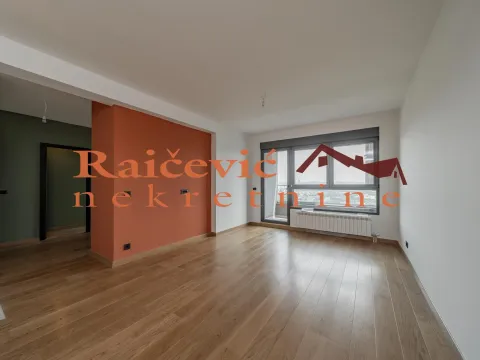 Sale, three bedroom apartment, 84m², Voždovac Sve Podlokacije, Beograd