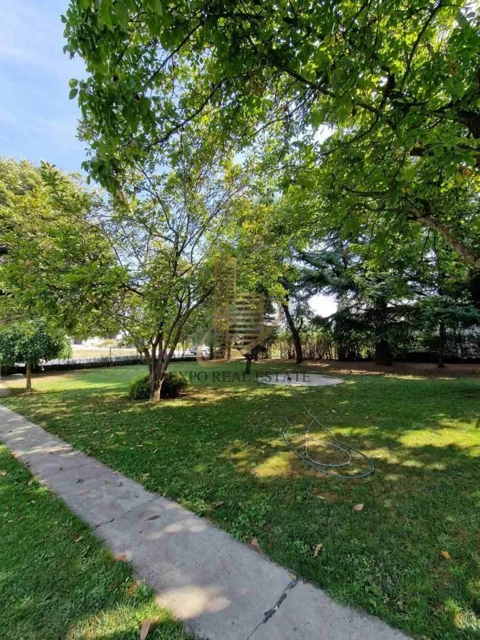Sale, house, 254m², Beočin, Srbija