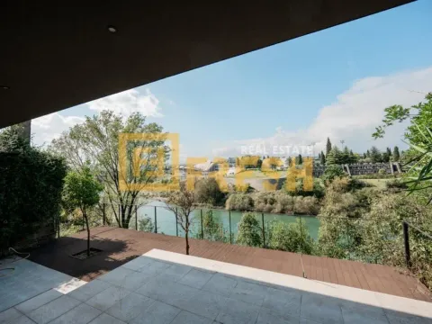 Izdavanje, kuća, 214m², Stara Varoš, Podgorica - image 12