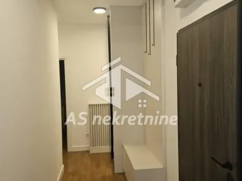 Rent, three bedroom apartment, 60m², Vračar Sve Podlokacije, Beograd - image 22