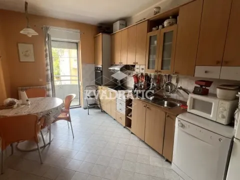 Prodaja, stan, 150m², Voždovac Sve Podlokacije, Beograd - image 7