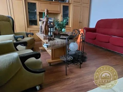 Sale, house, 100m², Veternik, Novi Sad Sve Podlokacije