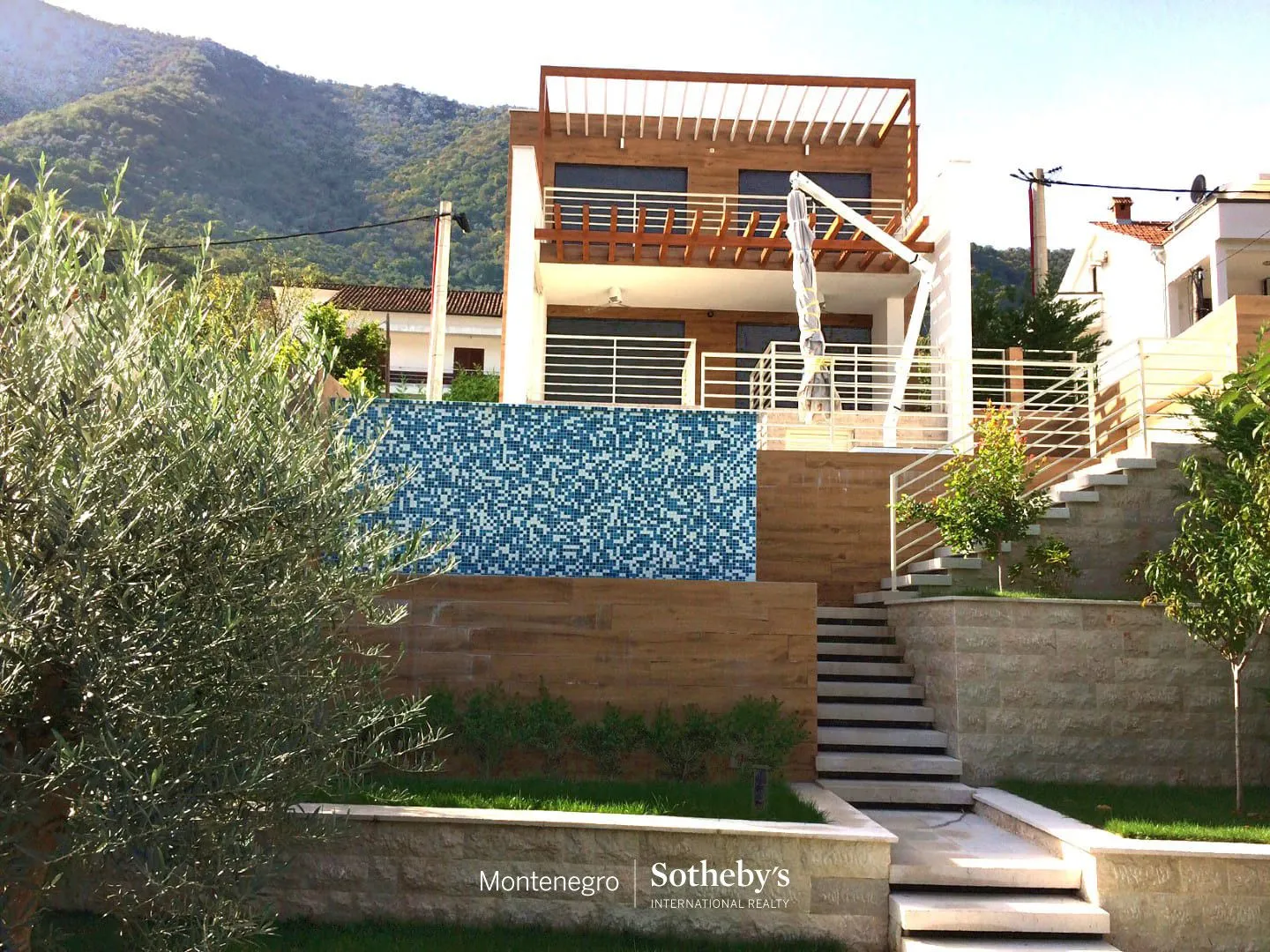 Sale, house, 326m², Stoliv, Kotor