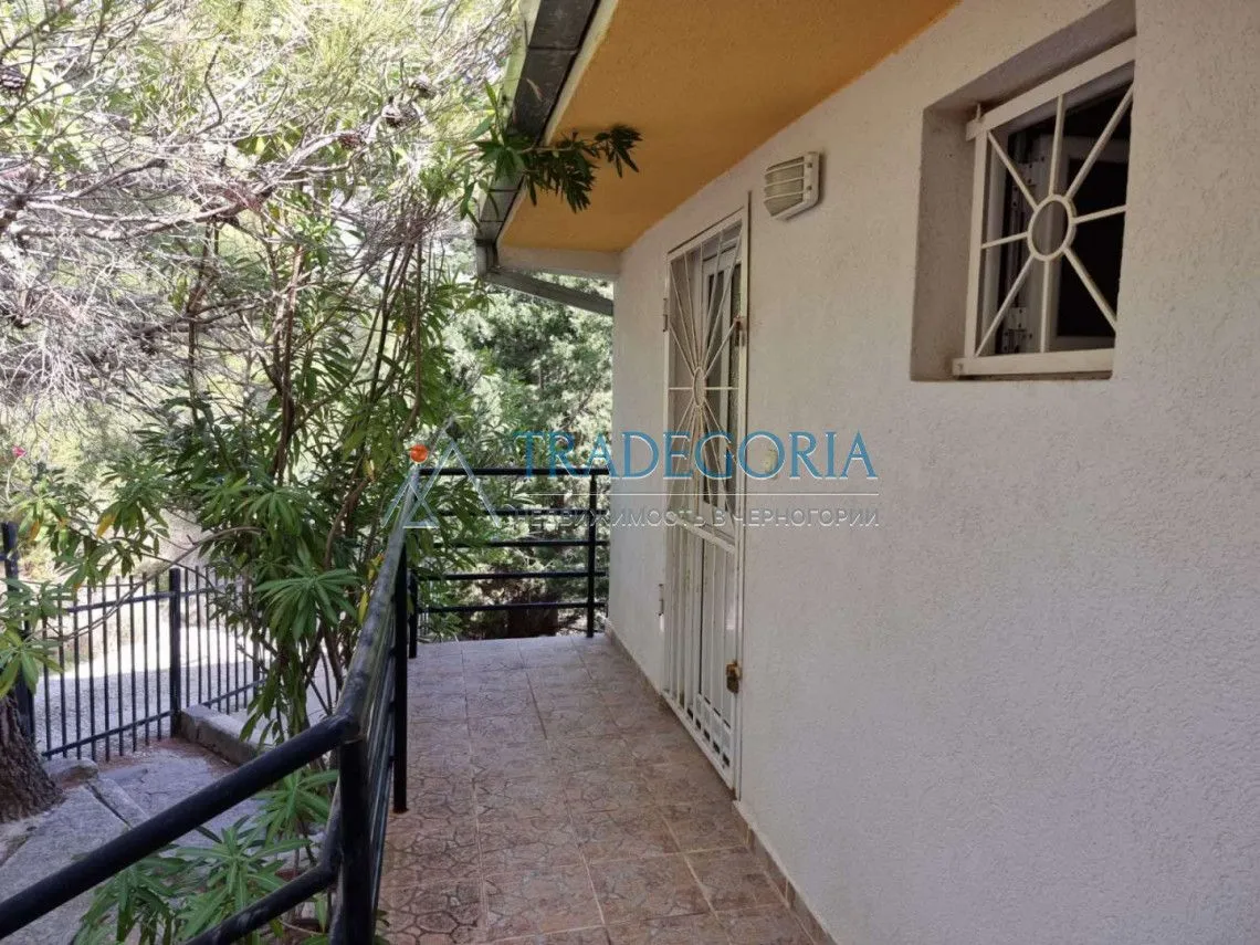 Prodaja, kuća, 156m², Sutomore, Bar
