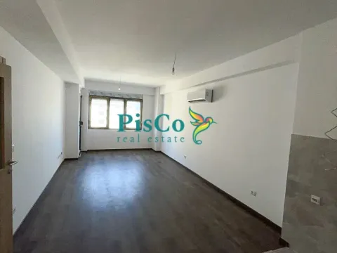 Prodaja, dvosoban stan, 80m², Pobrežje, Podgorica - image 7