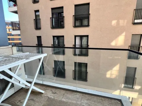 Izdavanje, dvosoban stan, 103m², Podgorica, Crna Gora - image 13