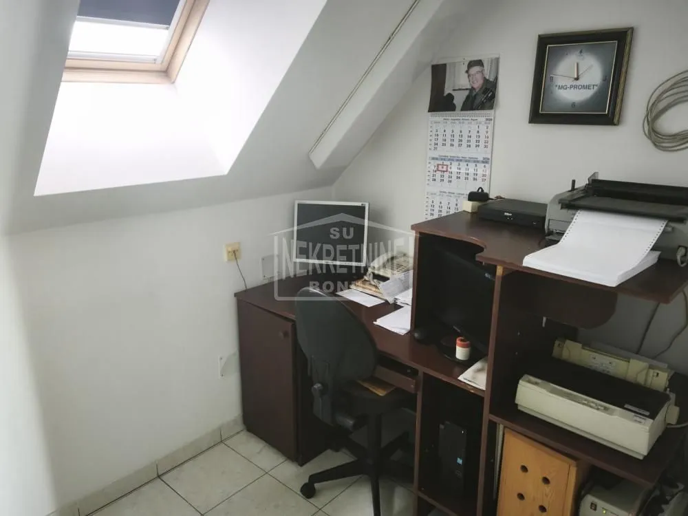 Rent, office space, 280m², Mali Radanovac, Subotica